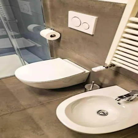 Savona شقة ميلان